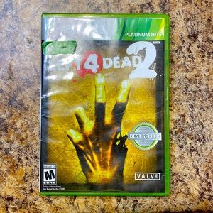 Left 4 dead 2 perfect condition only been played twice
